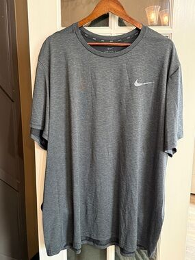 NIKE Dri-FIT Heather Gray Short Sleeve Athletic Performance Tee Size 4X